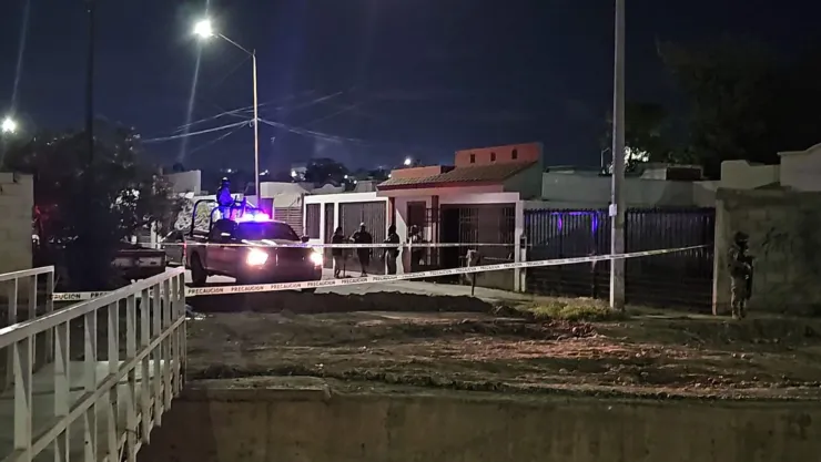 Hombre asesinado junto a canal en Prados del Sol, Culiacán