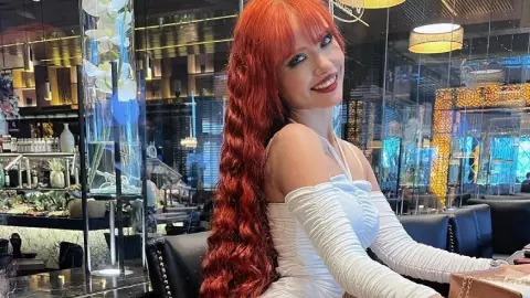 La RAZÓN por la que Bella Dueñas, influencer que parecía poseída, se hizo tendencia por tuits PROHIBIDOS