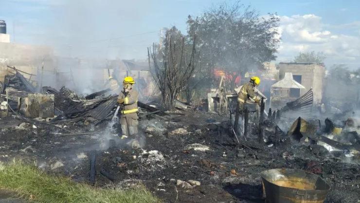 Torreón Familias pierden todo tras incendio en viviendas.jpg