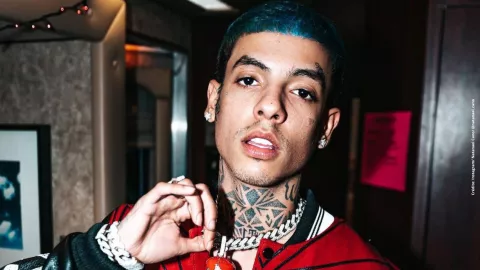 VIDEO: Natanael Cano explota contra sus fans y les dedica fuerte mensaje.