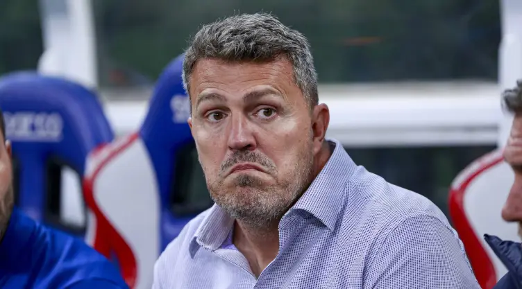 Óscar García fue suspendido por patear a James Rodríguez