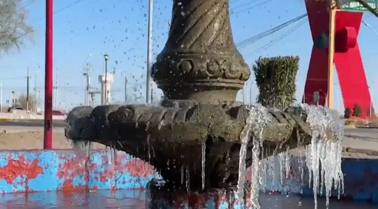 Frente Frío 24 congela a Chihuahua: Tuberías, parques y monumentos en crudo panorama invernal