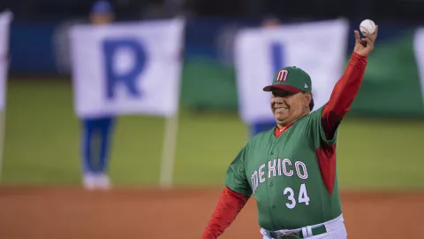 Fernando Valenzuela con México