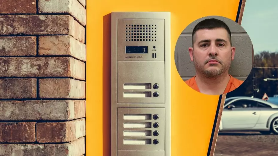 Timbres de interfón y foto de Gonzalo León Jr.