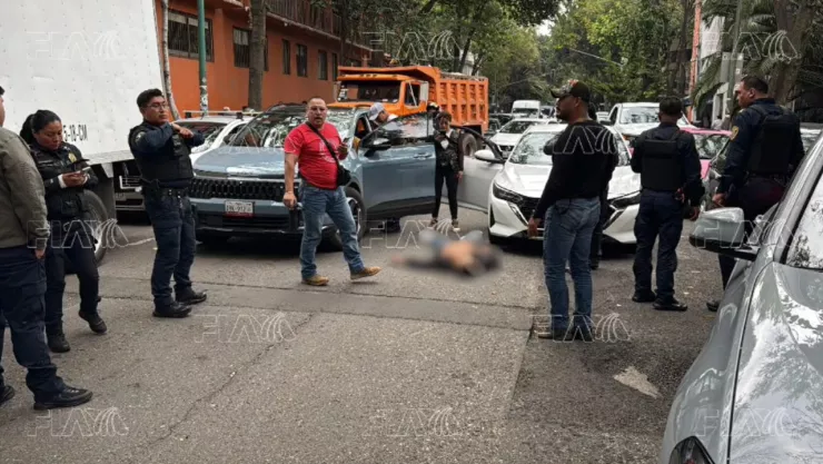 Policía abate a ladrón durante asalto en la colonia Juárez; detienen a cómplice de 16 años