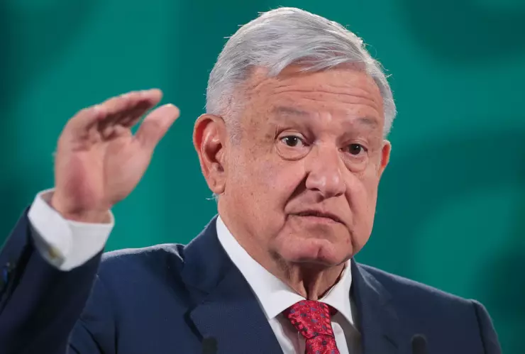 AMLO reconoce aumento en feminicidios y extorsiones