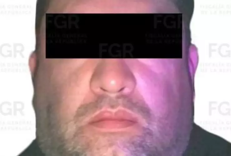 Foto frontal con marca de agua de la FGR de Mario Alberto Cárdenas Medina, alias “El Betillo”, “Betito” o “Beto”, sobrino del narcotraficante Osiel Cárdenas Guillén, exlíder del Cártel del Golfo.