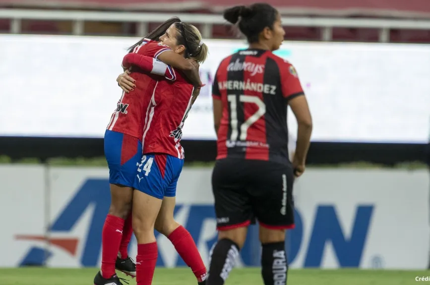 14 semifinales liga mx femenil chivas vs atlas.jpg