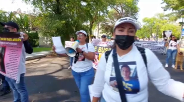 Marcha por desaparecidos en Colima.jpg