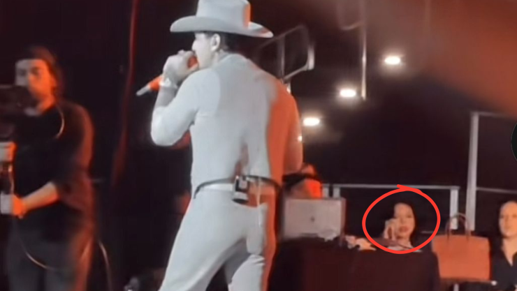 Christian Nodal canta canción dedicada a Belinda y Ángela Aguilar reacciona.png