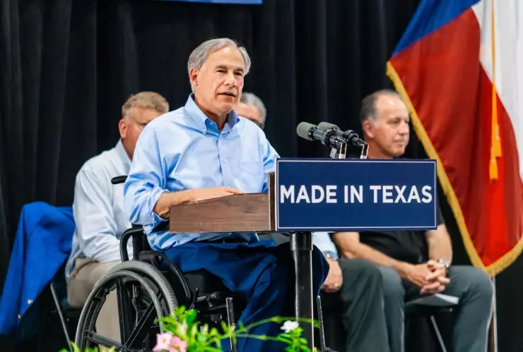 El gobernador de Texas, Greg Abbott, durante un evento en junio de 2024.