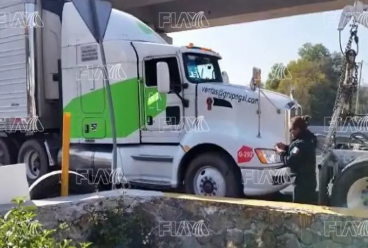 asalto tractocamión la maría puebla
