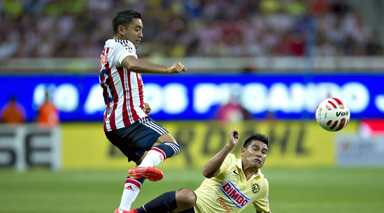 Marco Fabián prefiere retirarse antes que jugar en América