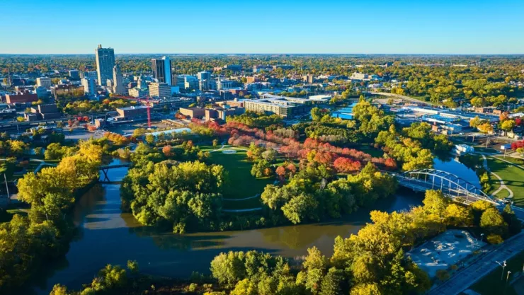 Vista aérea de una zona de Fort Wayne, en Indiana.
