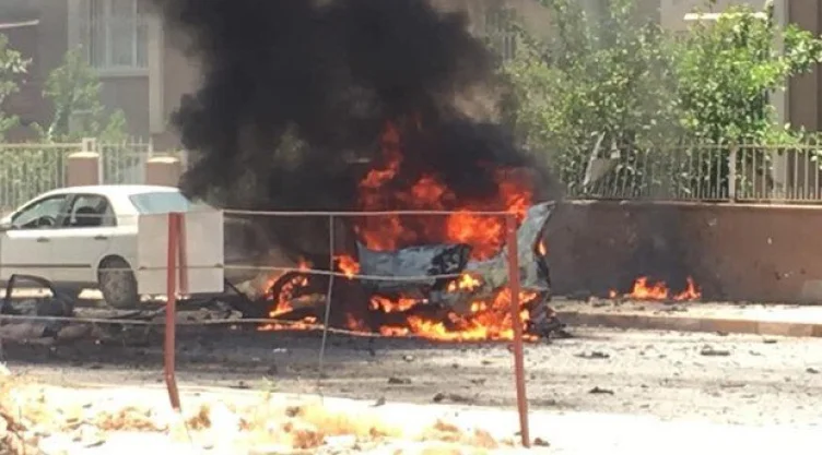 Carro bomba explota en ciudad turca fronteriza con Siria