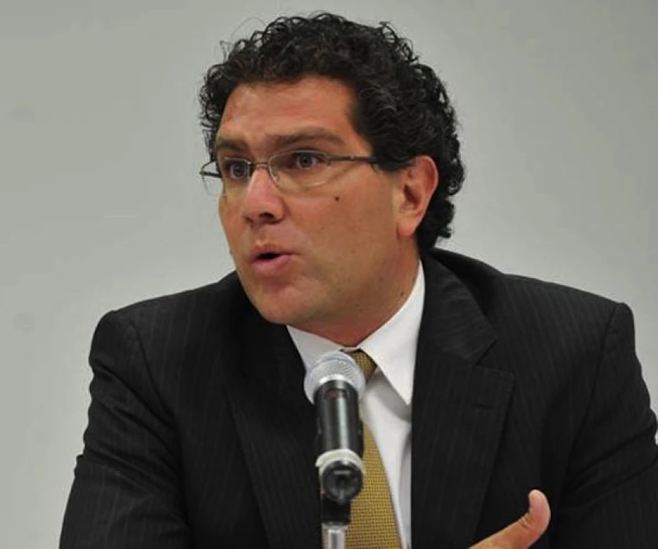 El senador Armando Ríos Piter, reconoció la aprobación del proyecto de reforma migratoria en el Senado y manifestó su preocupación ante la militarización de la frontera