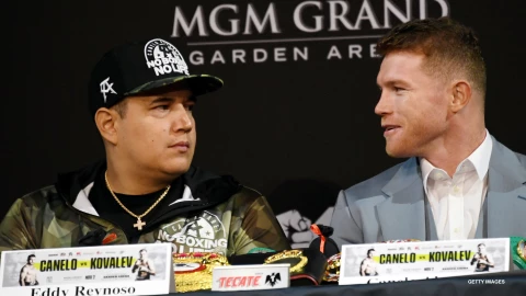 Eddy Reynoso junto con “Canelo” &Aacute;lvarez