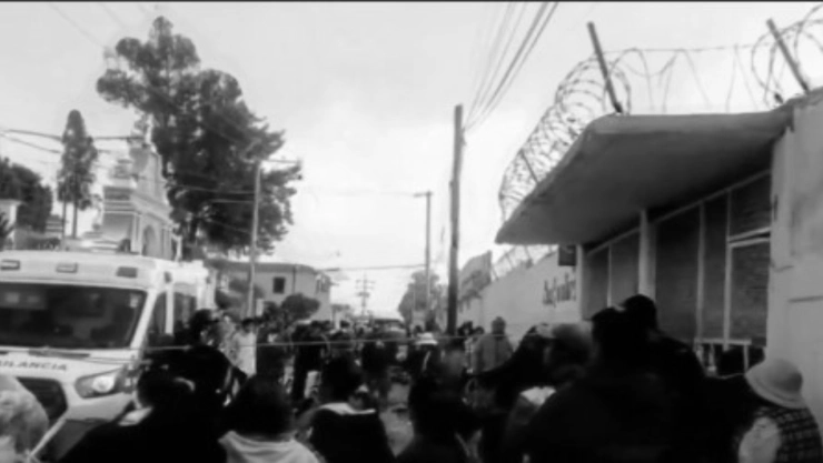 Balacera en primaria de Puebla deja un muerto y una maestra lesionada; gobierno condena los hechos