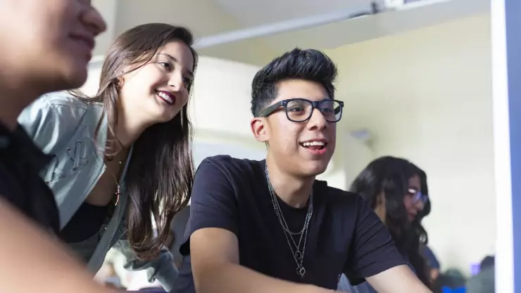 Debido a la veda electoral que habrá por las elecciones en Estado de México y Coahuila, habrá pago doble de la beca Benito Juárez.