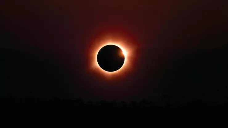 Eclipse solar