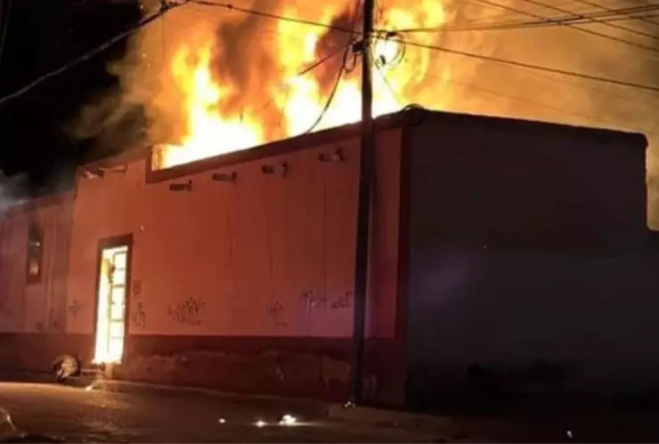 ¡Tragedia! Incendio dentro de una casa deja a un niño de 11 años sin vida