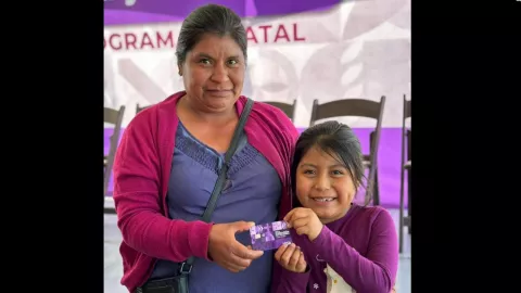 En la Tarjeta Violeta Bienestar caen depósitos de 2 mil 600 pesos bimestrales en estados como Baja Califonia