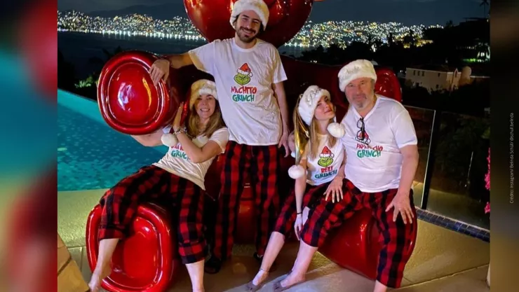 ¿A qué se dedican los papás de Belinda?