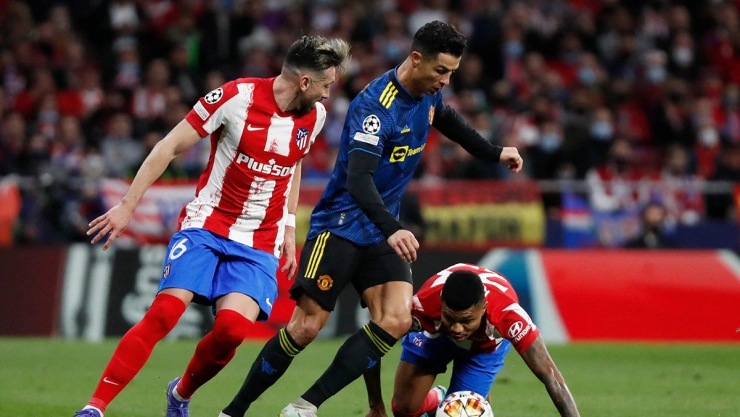 Héctor Herrera y Cristiano Ronaldo