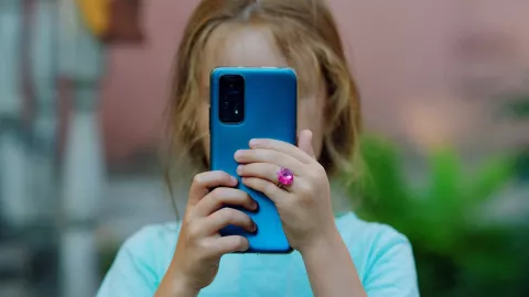 uso del celular para niños.jpg