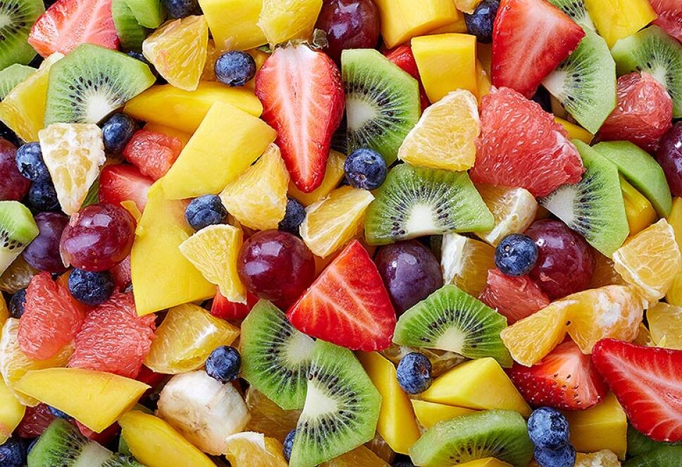 ¿Compras fruta cortada? Así puede afectar tu salud