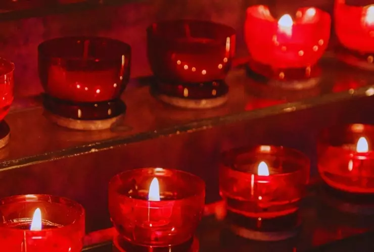 ¿Cómo usar la luz de las velas para hablar con tu ángel de la guarda?