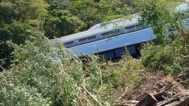 Accidente tren Interoceánico en Oaxaca 13 muertos y 98 heridos, ¿qué pasó domingo 28 diciembre 2025.png