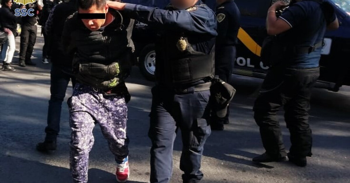 Detienen policías de la SSC a ocho posibles integrantes de un grupo de ...