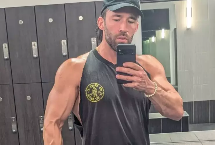 Muere querido influencer al hacer un reto viral a sus 38 años