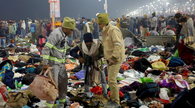 Imágenes después de la estampida en la India; decenas de personas fueron rescatadas