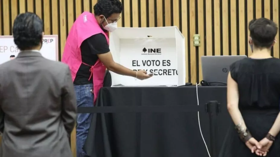 INE_consulta_revocación_de_mandato.jpg