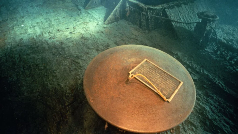 Desaparece submarino que traslada turistas a visitar restos del Titanic
