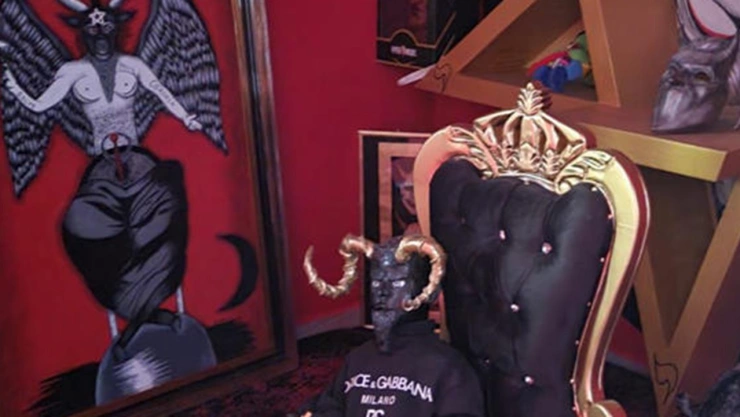 Hallan altar satánico en casa de la alcaldía Venustiano Carranza en CDMX.