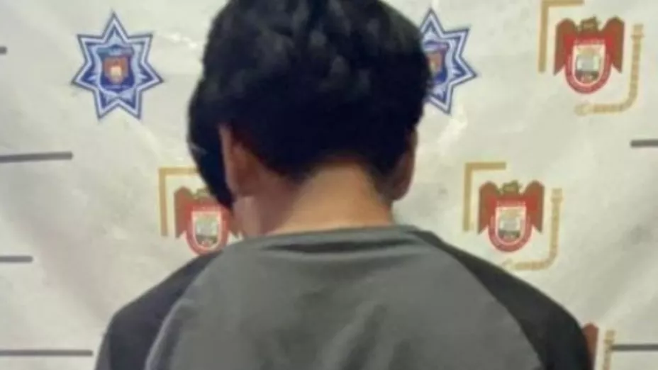 Policía municipal asegura a joven de 17 años acusado de ingresar a vivienda ajena en Tijuana