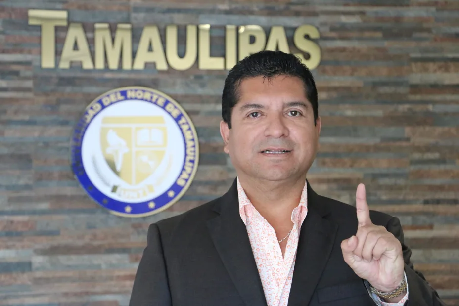 chavira.jpg