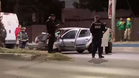 CDMX: Fuerte choque en Tláhuac deja un conductor muerto tras ser impactado por un camión