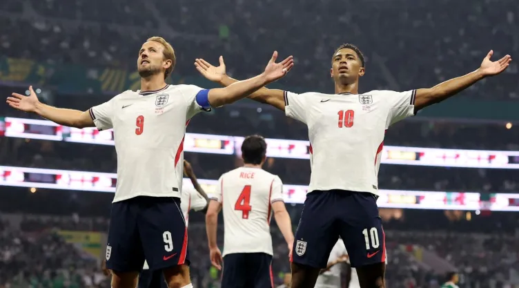 Jugador de Inglaterra está aislado por un virus