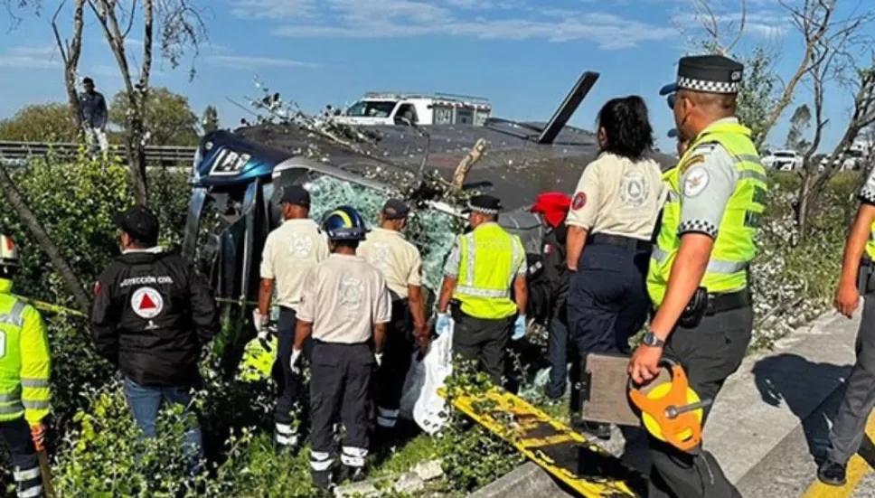 Accidente de autobús en la autopista México-Querétaro deja varios muertos y lesionados