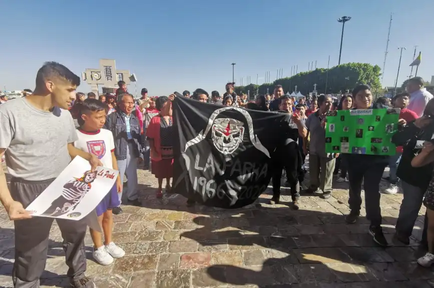 Misa en honor a La Parka
