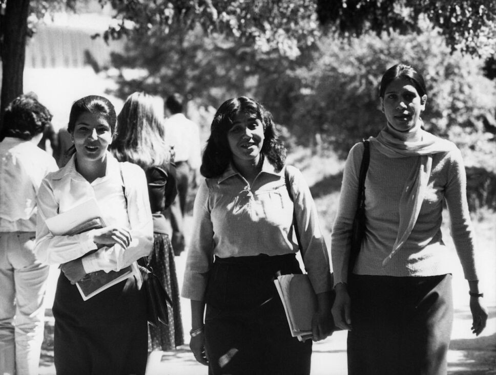 feminismo-islamico-lucha-mujeres-en-afganistan-mujeres-estudiantes