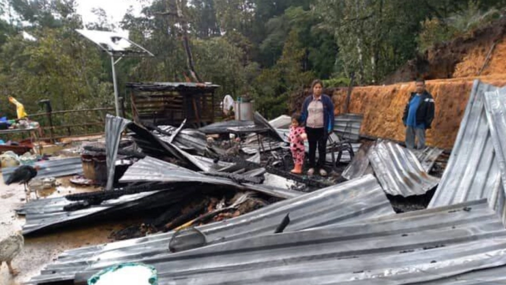 Rayo-destruye-dos-casas-en-Malinaltepec-Guerrero