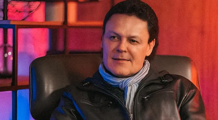 Pedrito Fernández dice ser el nuevo Chayanne y tener hijos con sus fans