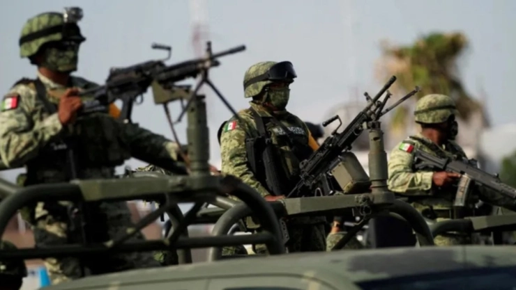 Suspenden clases en Navolato tras reporte de balaceras en Villa Juárez; SSP de Sinaloa despliega operativo. En la imagen se observa a elementos del Ejército en operativo.