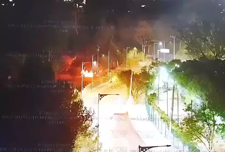 Bomberos sofocan incendio en la Tercera Sección del Bosque de Chapultepec