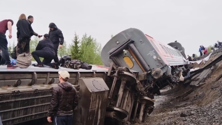 descarrilamiento tren rusia muertos